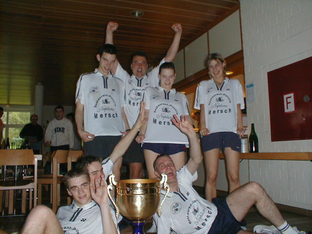 cup2001/2001.05.06_19-24-50.jpg